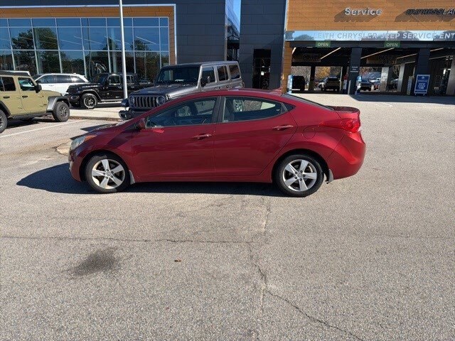 2013 Hyundai Elantra GLS photo 2