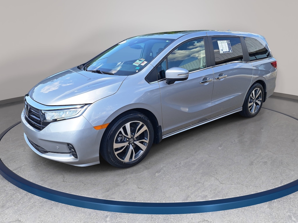 Used 2024 Honda Odyssey Touring Touring Auto