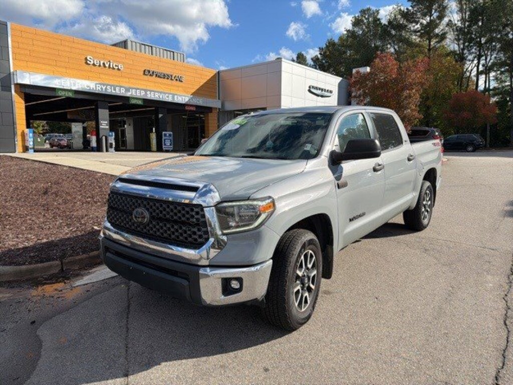 Used 2018 Toyota Tundra 4WD SR5 SR5 CrewMax 5.5 Bed 5.7L FFV