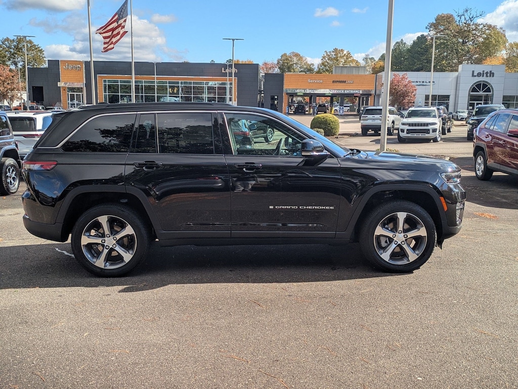 New 2025 Jeep Grand Cherokee LIMITED 4X4 Sport Utility