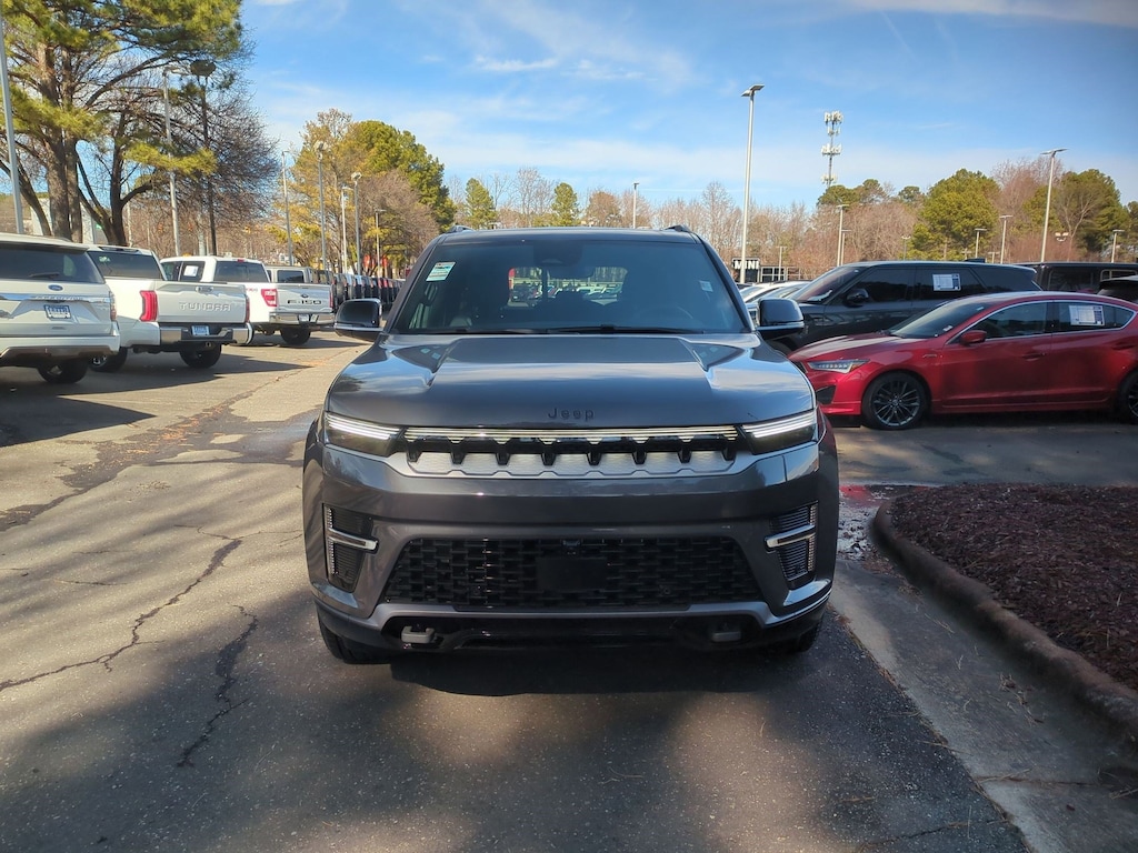 New 2026 Jeep Grand Wagoneer L 4X4 Sport Utility