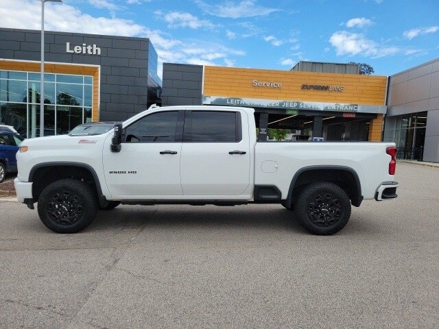 2022 Chevrolet Silverado 2500HD LTZ photo 2