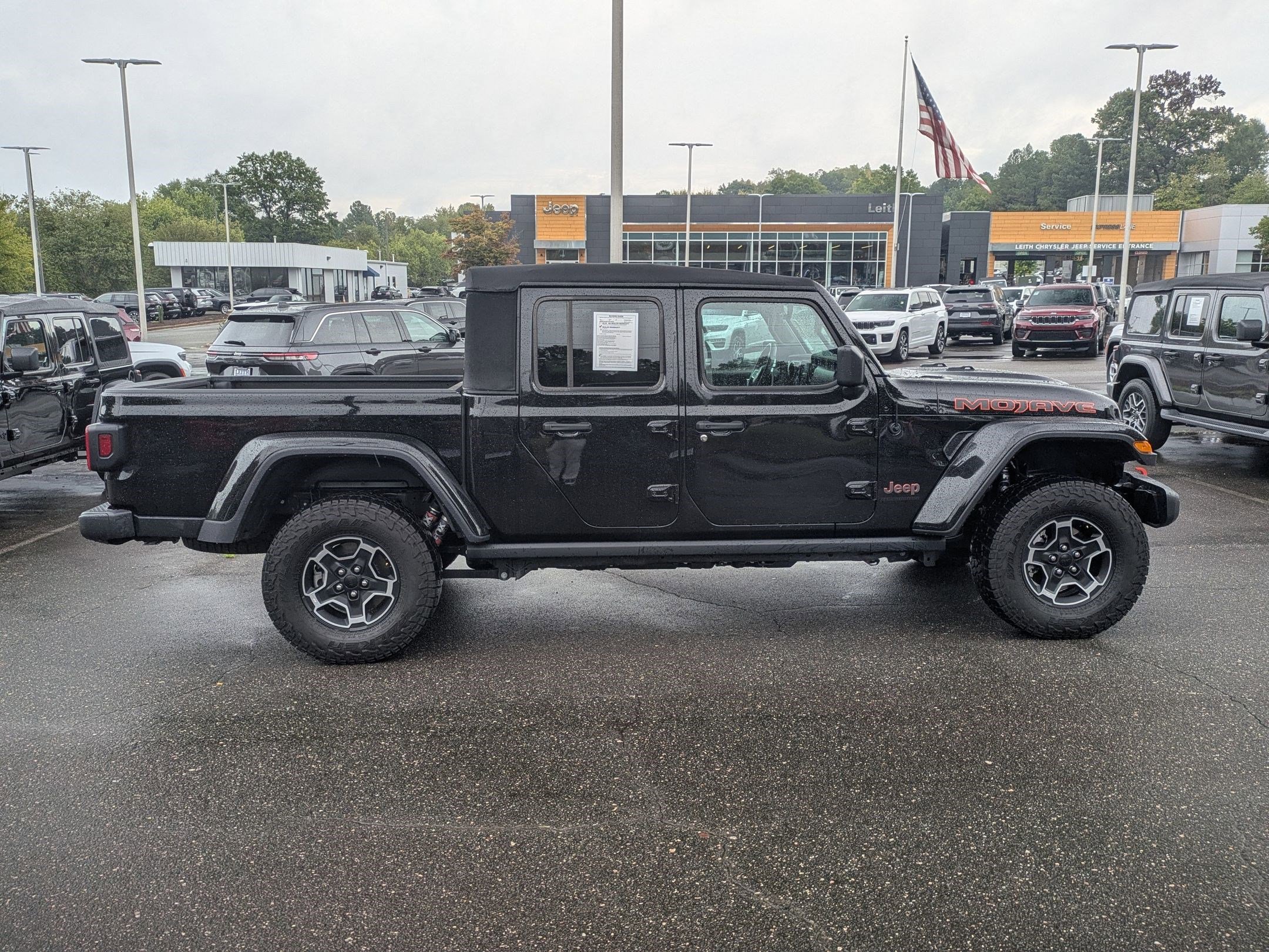 2023 Jeep Gladiator Mojave photo 4