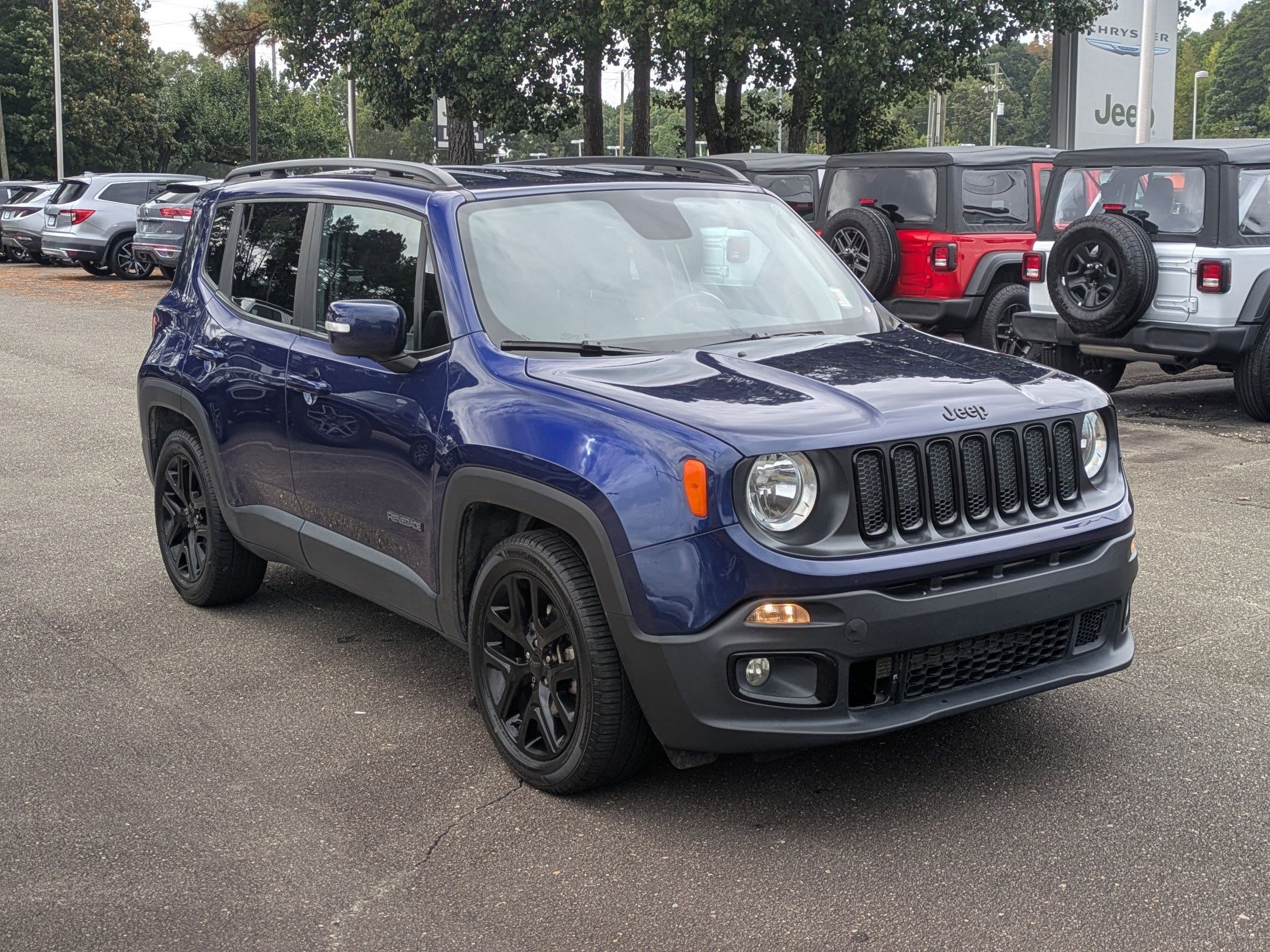 2018 Jeep Renegade Latitude North Edition photo 3