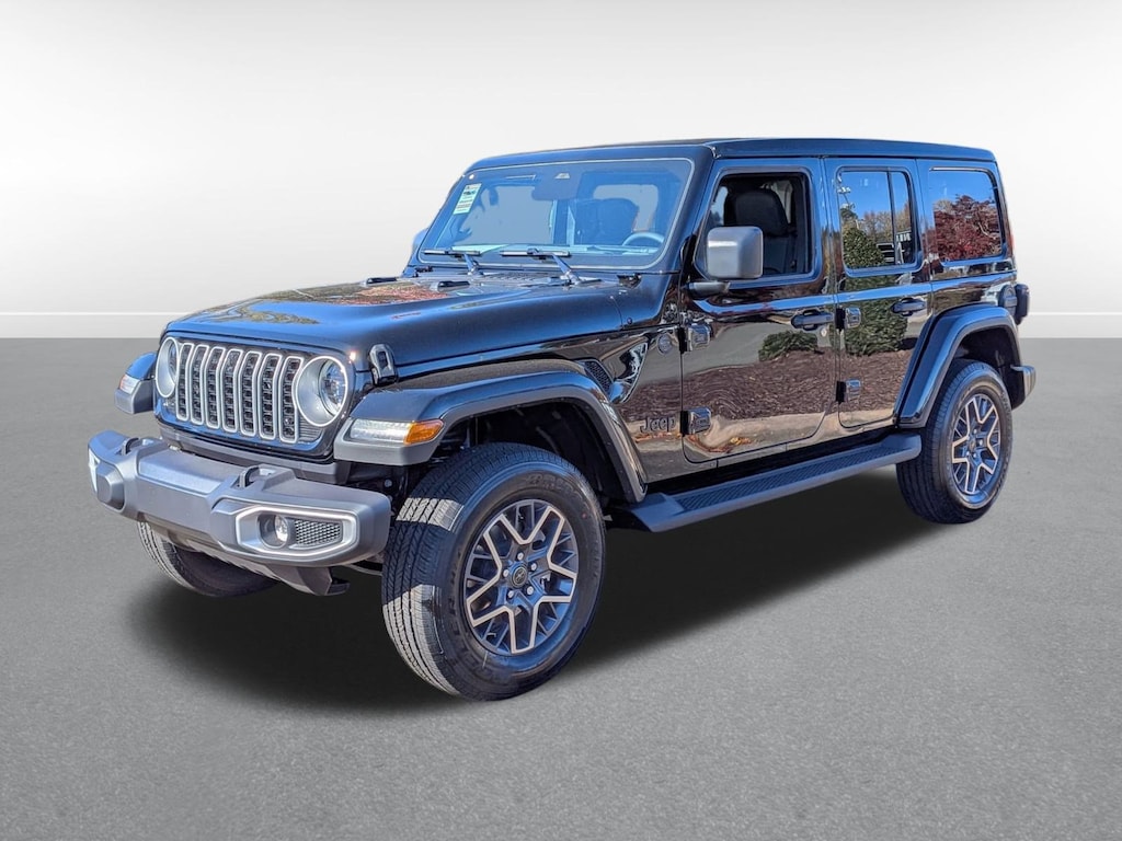 New 2026 Jeep Wrangler 4-DOOR SAHARA Sport Utility