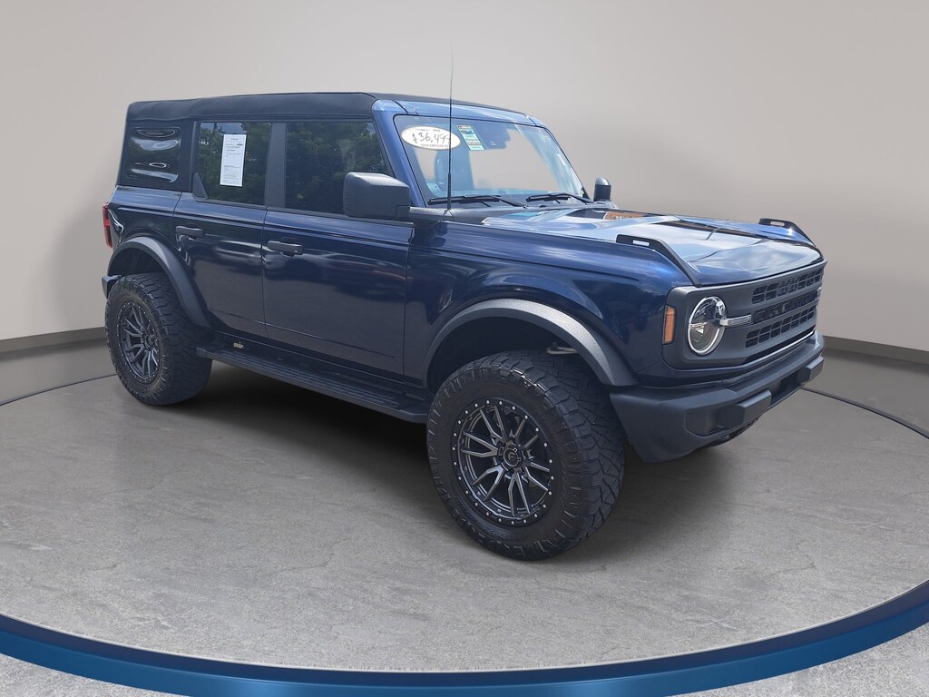 Used 2023 Ford Bronco Base 4x4