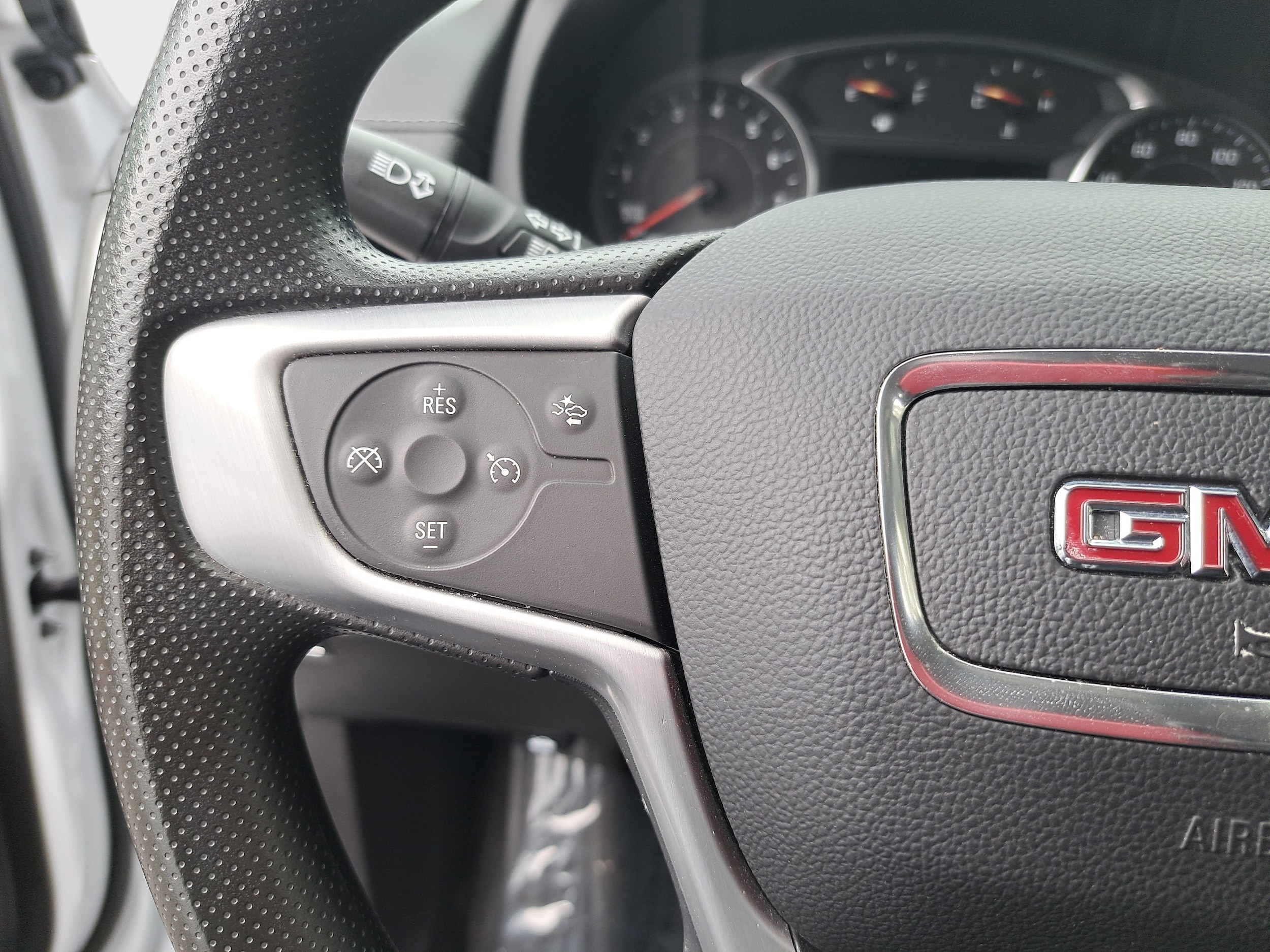 2024 GMC Terrain SLE - Photo 16