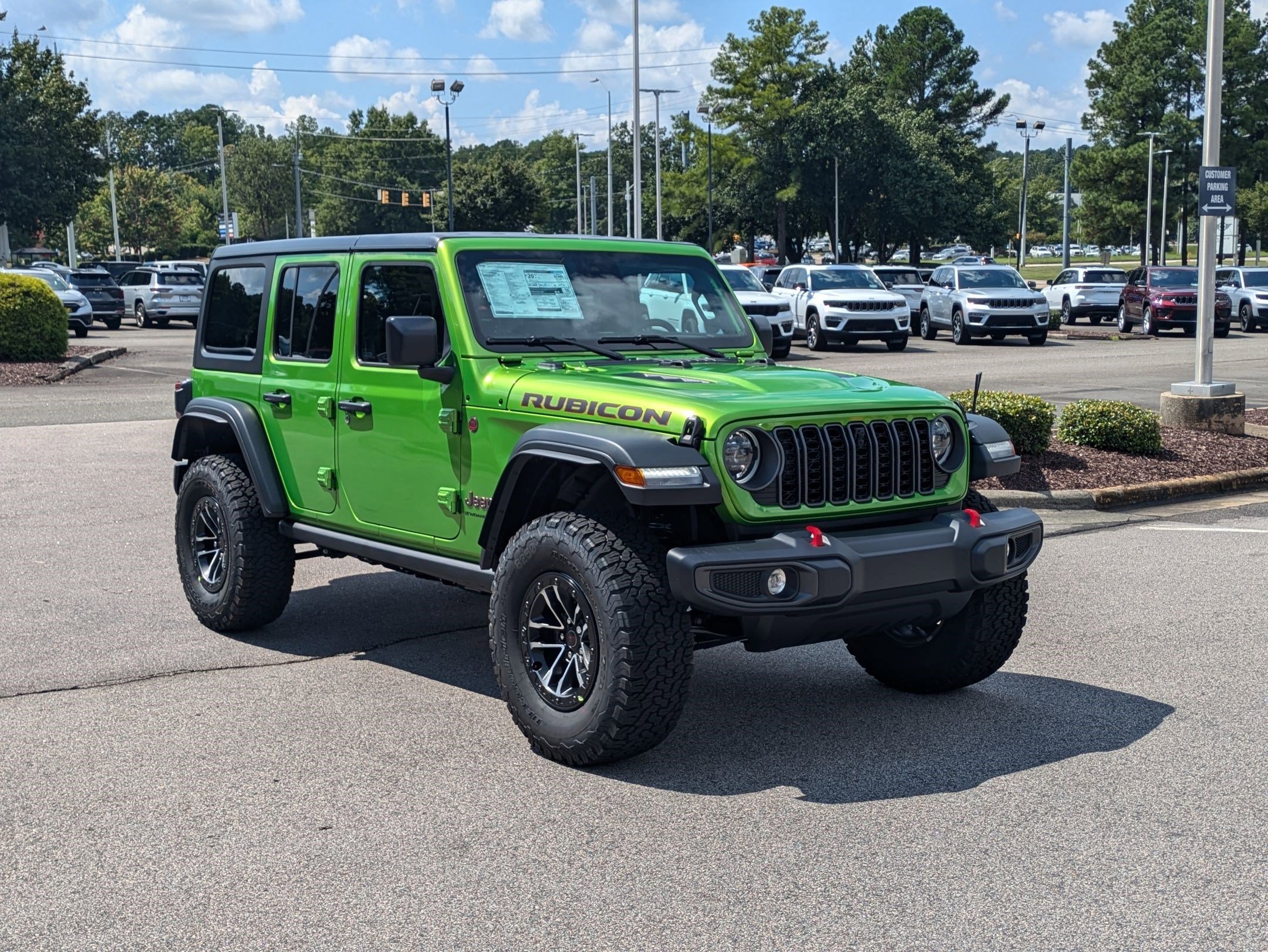 2025 Jeep Wrangler Rubicon photo 3