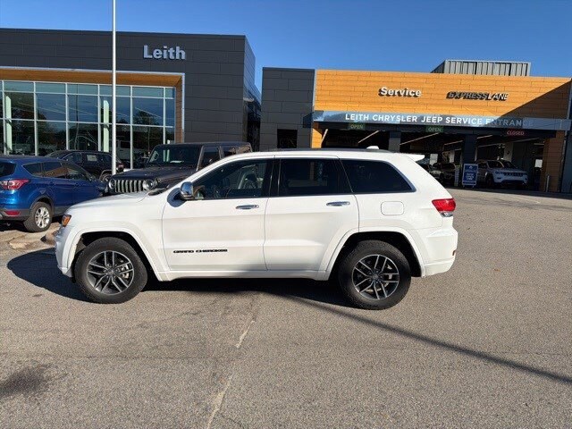 2020 Jeep Grand Cherokee Overland photo 2