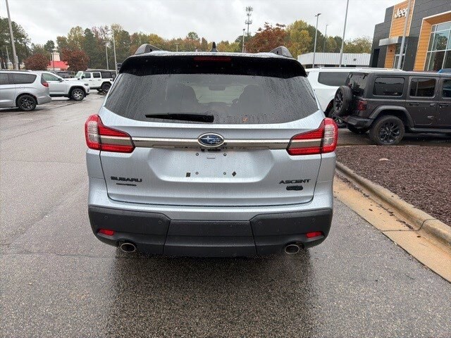 2022 Subaru Ascent Onyx Edition photo 2