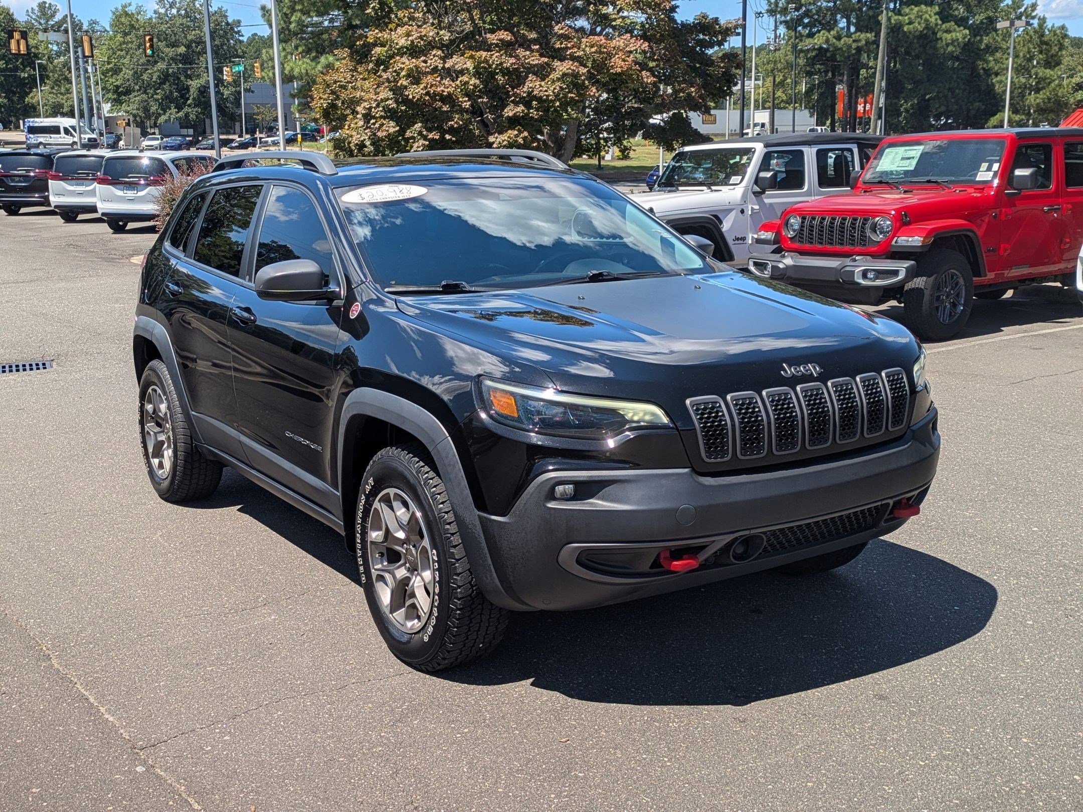 2021 Jeep Cherokee Trailhawk photo 3