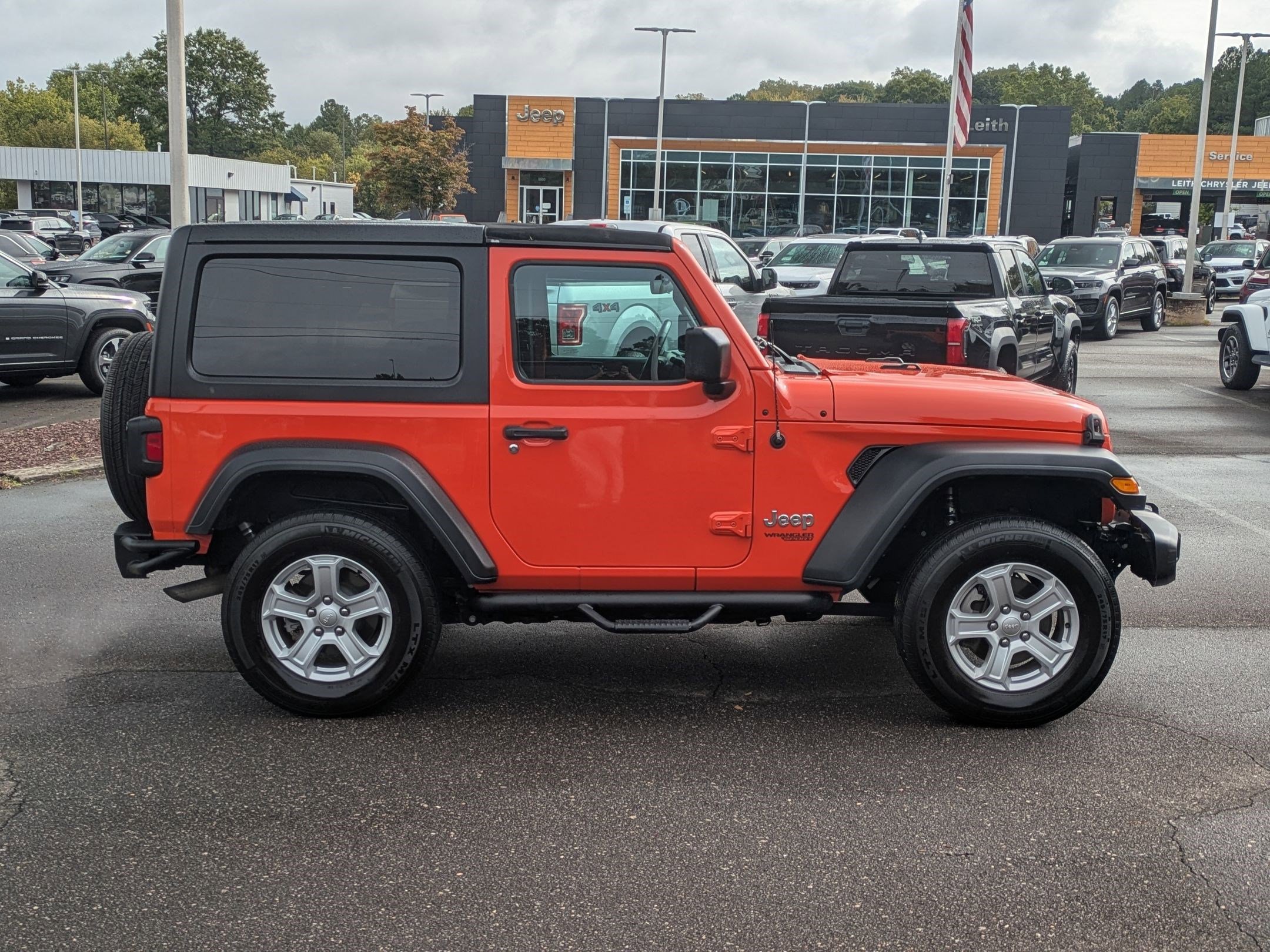 2018 Jeep Wrangler Sport S photo 4
