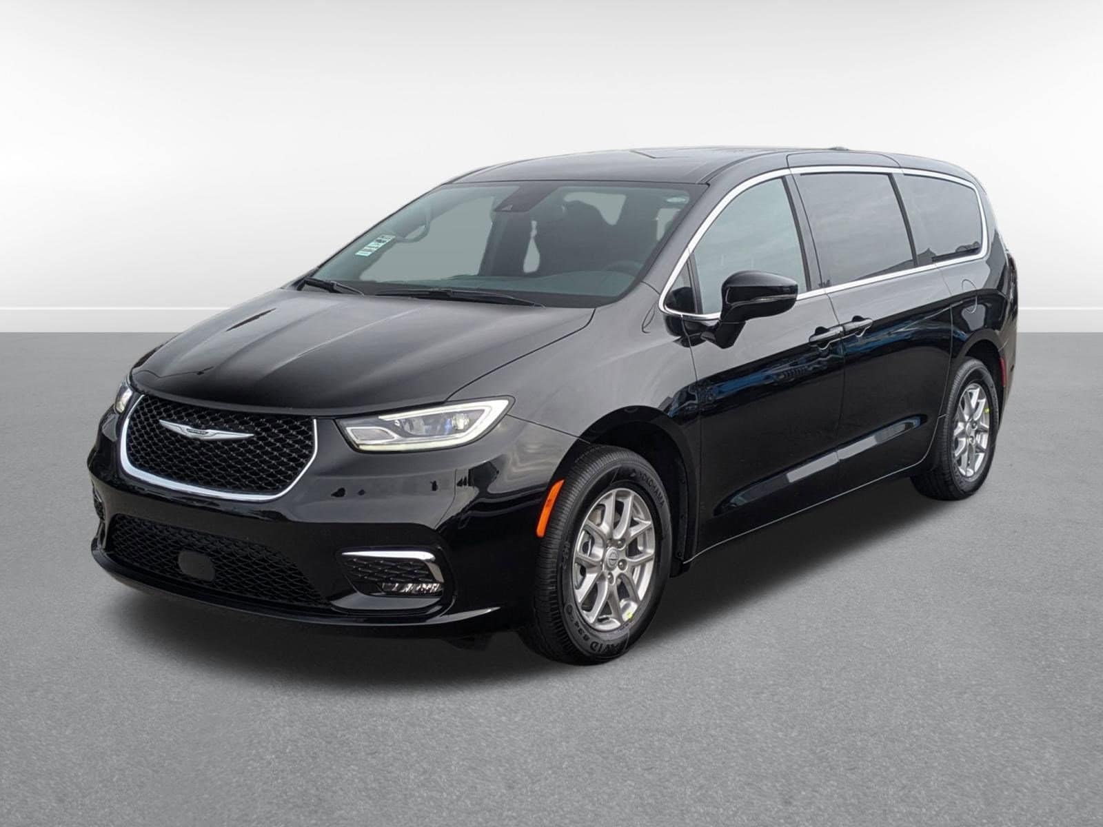 2026 Chrysler Pacifica Select's photo