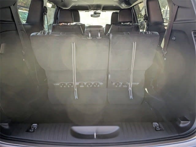 2026 Chrysler Pacifica Select - Photo 20