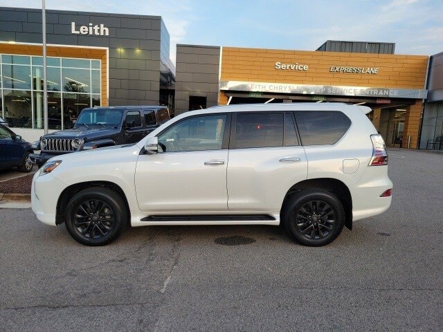 2021 Lexus GX 460 Premium photo 2
