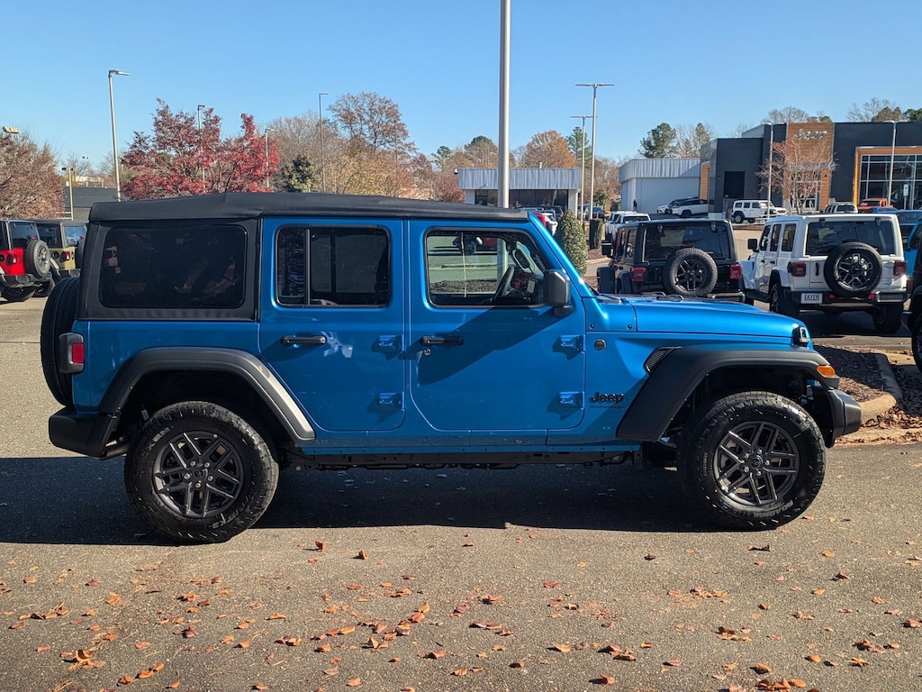 New 2026 Jeep Wrangler 4-DOOR SPORT S Sport Utility