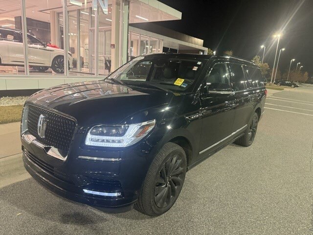 2020 Lincoln Navigator L Reserve photo 2