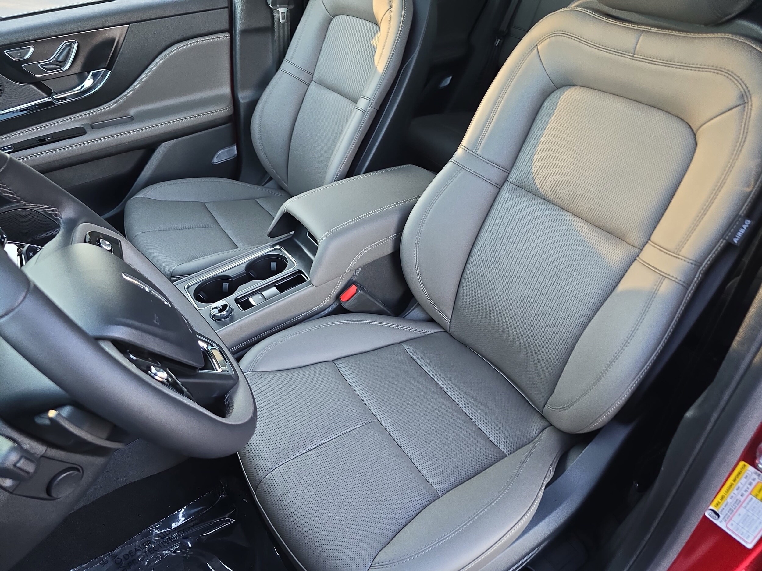 2026 Lincoln Corsair Premiere - Photo 15