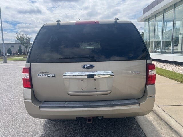 2008 Ford Expedition EL XLT photo 4
