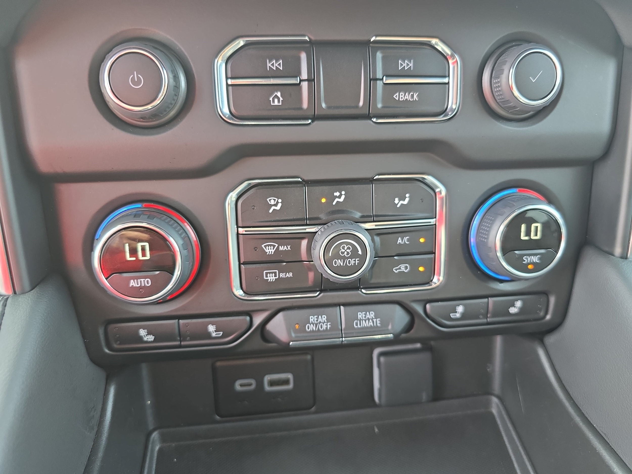 2023 Chevrolet Tahoe Z71 - Photo 20