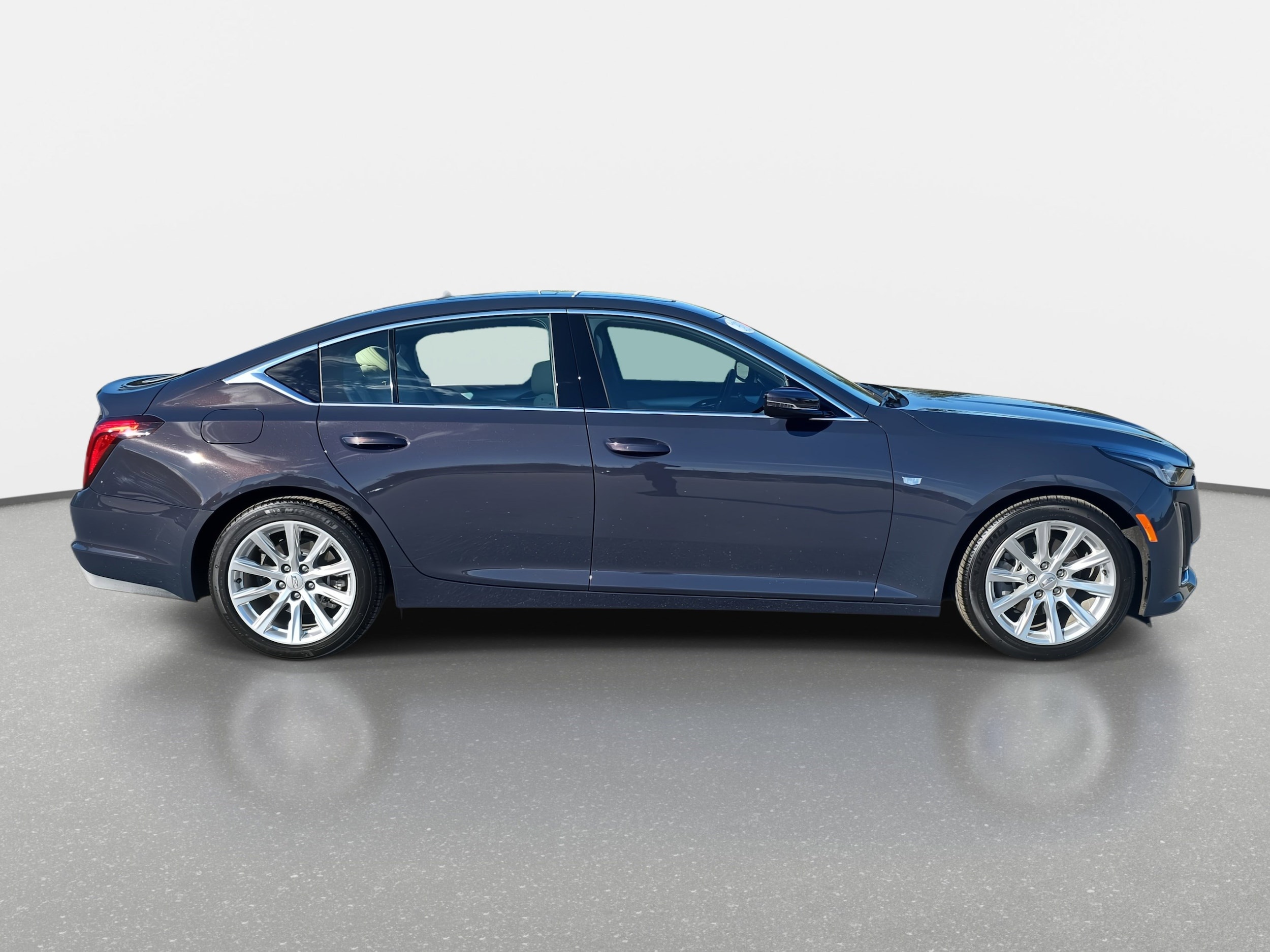 2024 Cadillac CT5 Luxury photo 4