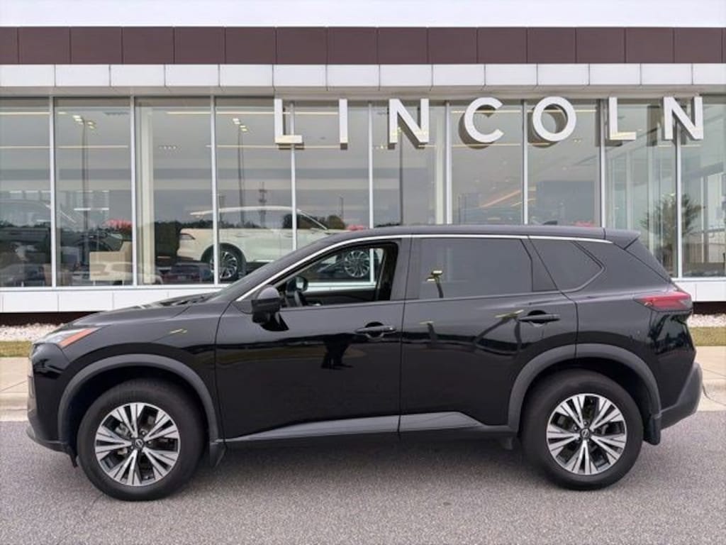 Used 2022 Nissan Rogue SV FWD SV