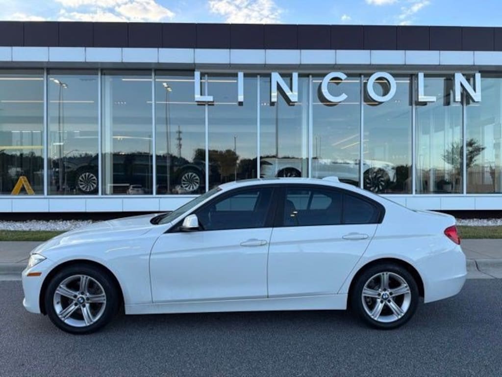 Used 2015 BMW 3 Series 328i xDrive Sedan