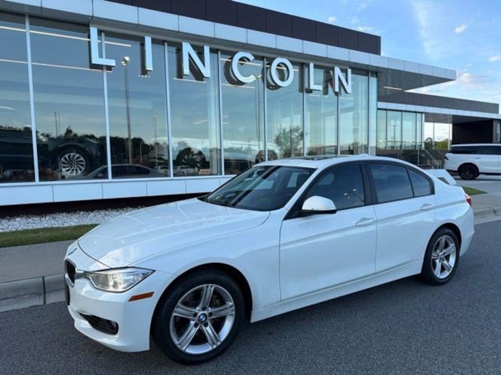 Used 2015 BMW 3 Series 328i xDrive Sedan