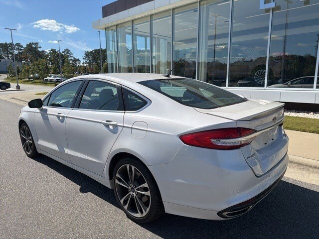 2017 Ford Fusion Titanium photo 3