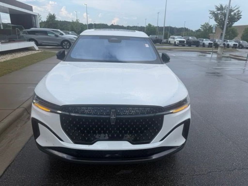 Used 2024 Lincoln Nautilus Premiere Premiere AWD
