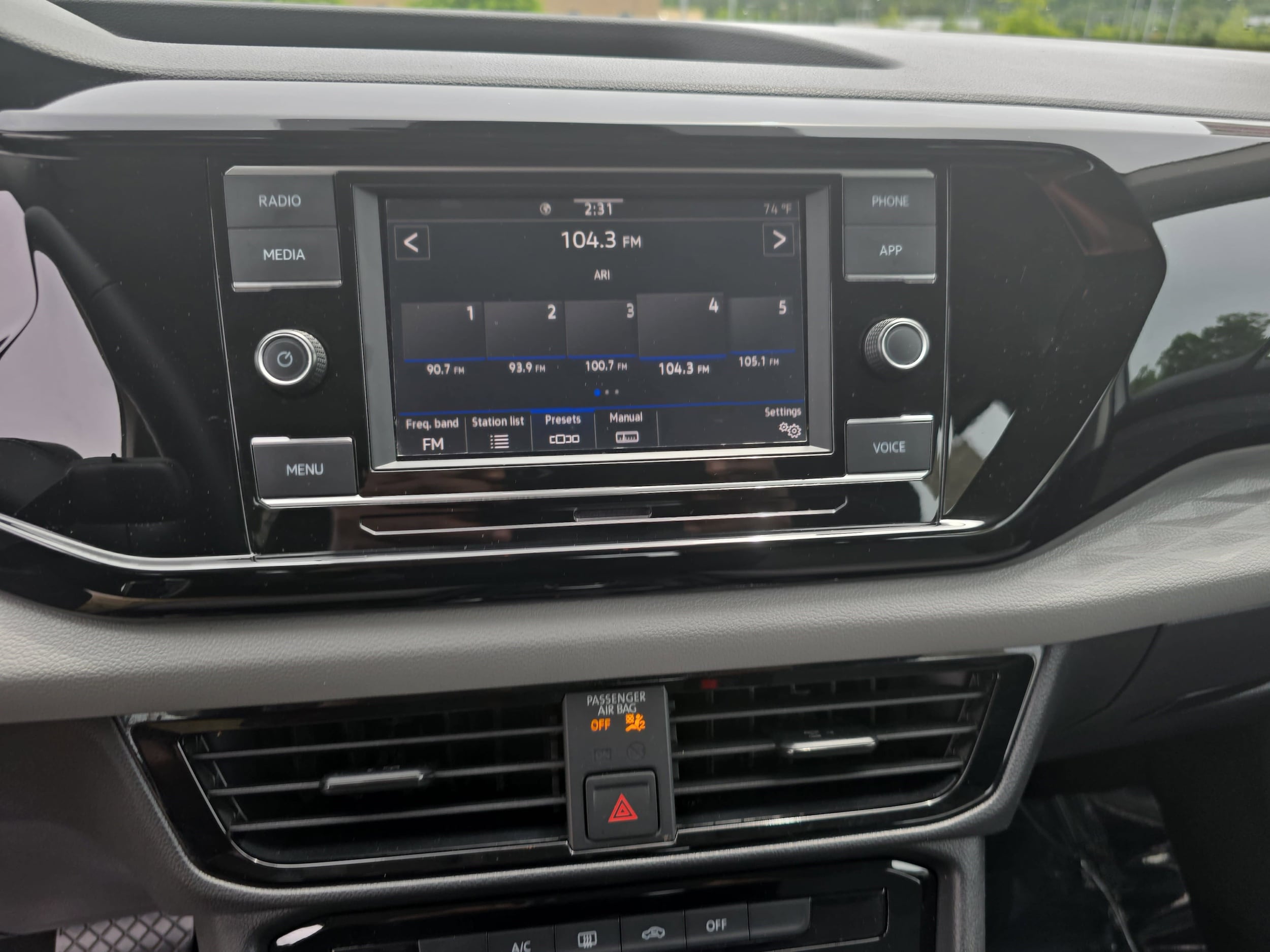 2024 Volkswagen Taos S - Photo 19