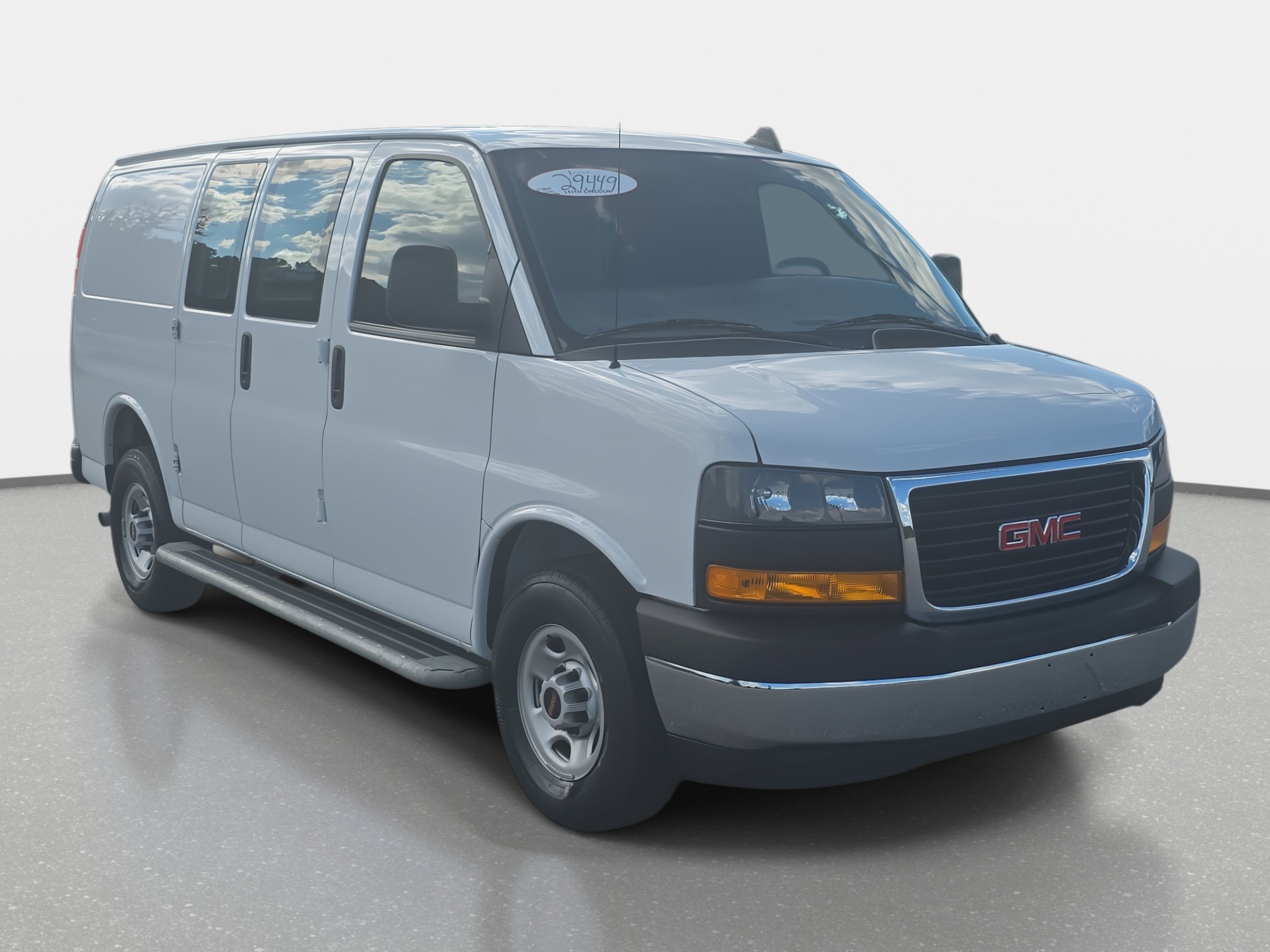 2023 Gmc Savana Cargo 2500 photo 2
