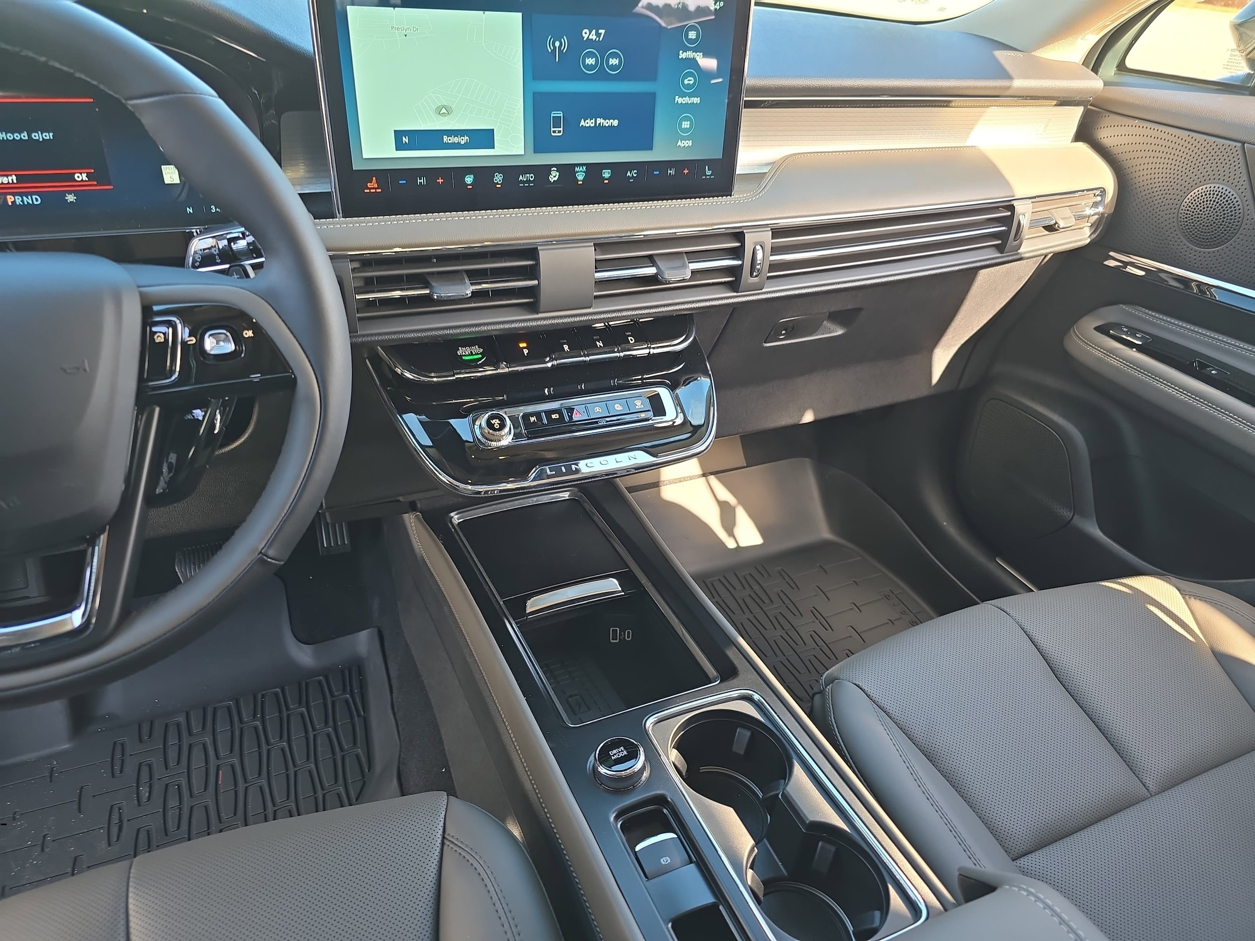 2026 Lincoln Corsair Premiere - Photo 20