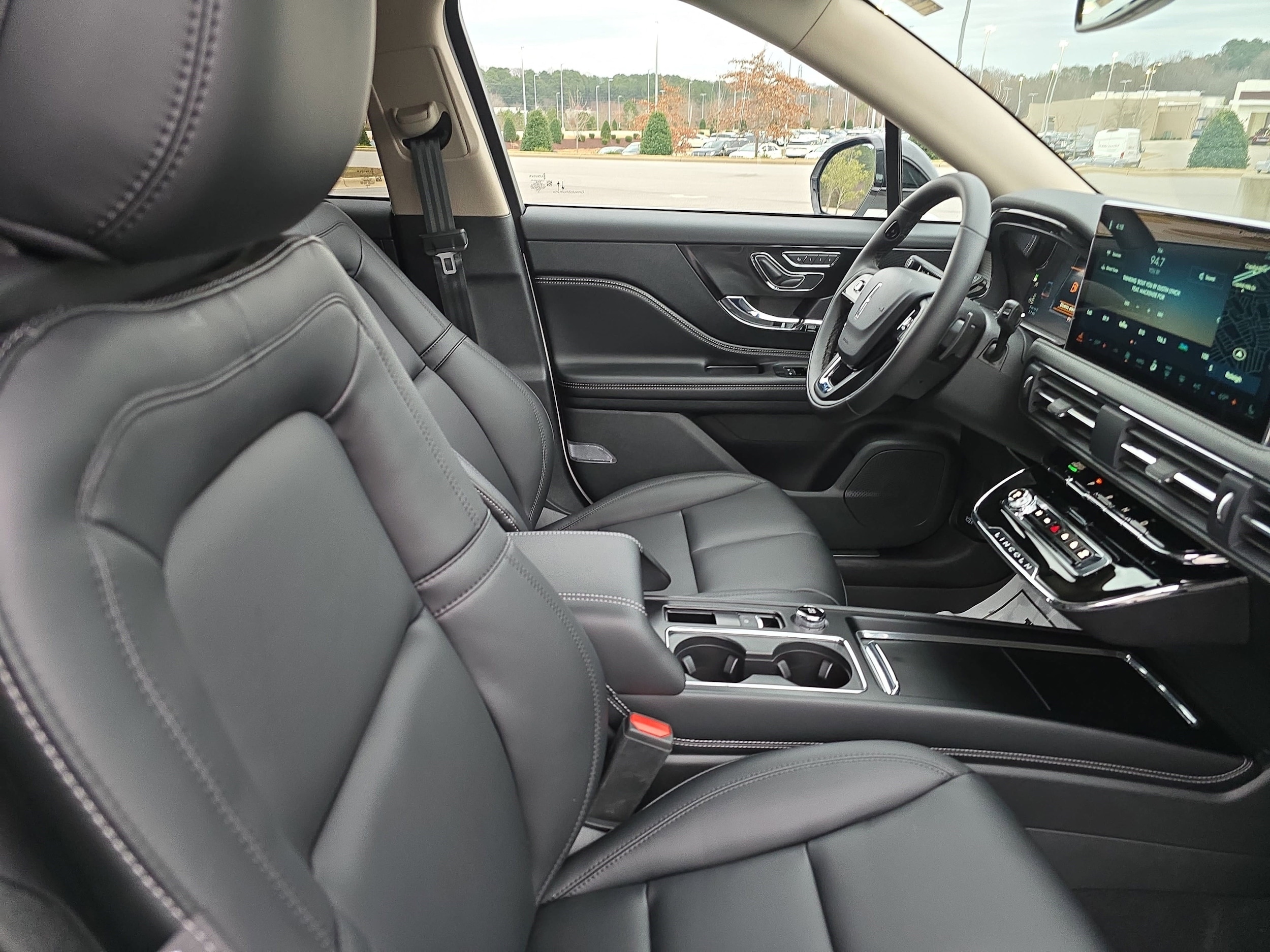 2026 Lincoln Corsair Premiere - Photo 10