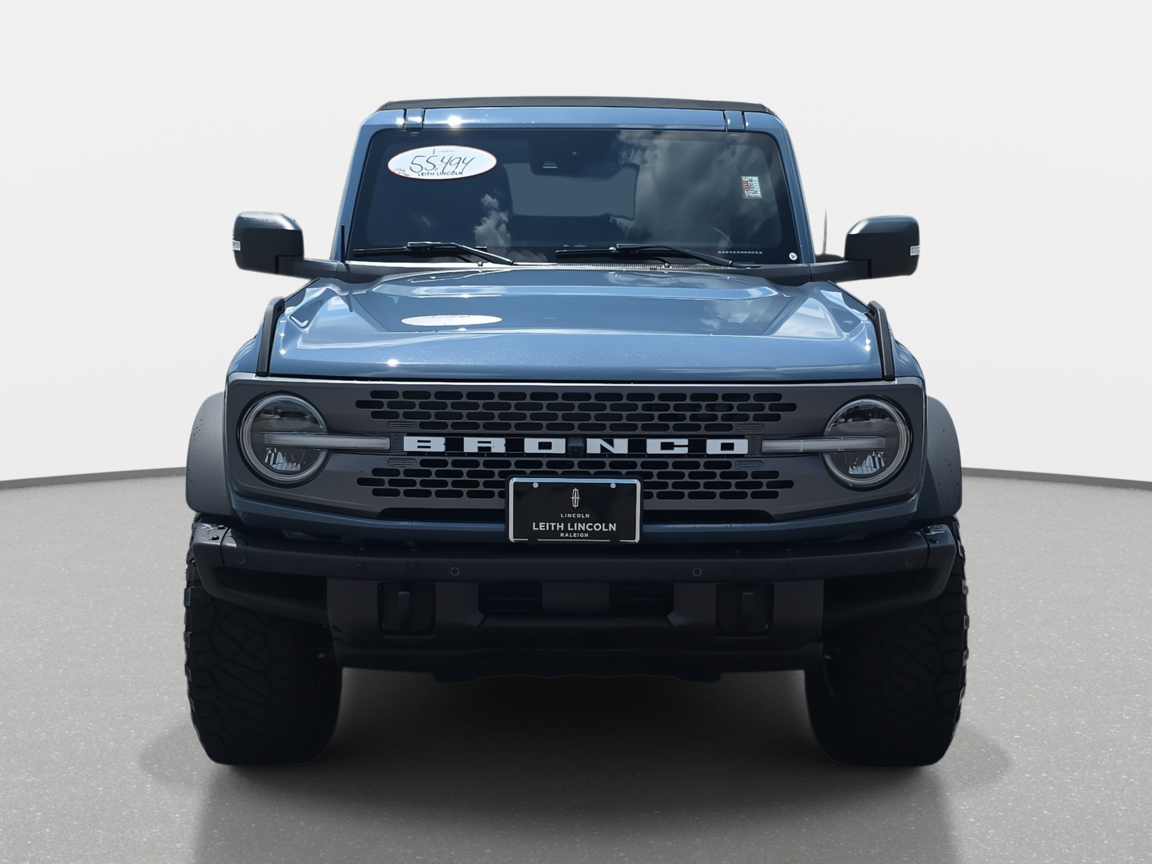 2024 Ford Bronco Badlands photo 2