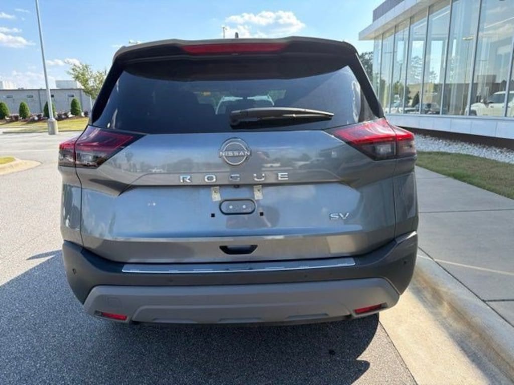 Used 2023 Nissan Rogue SV FWD SV