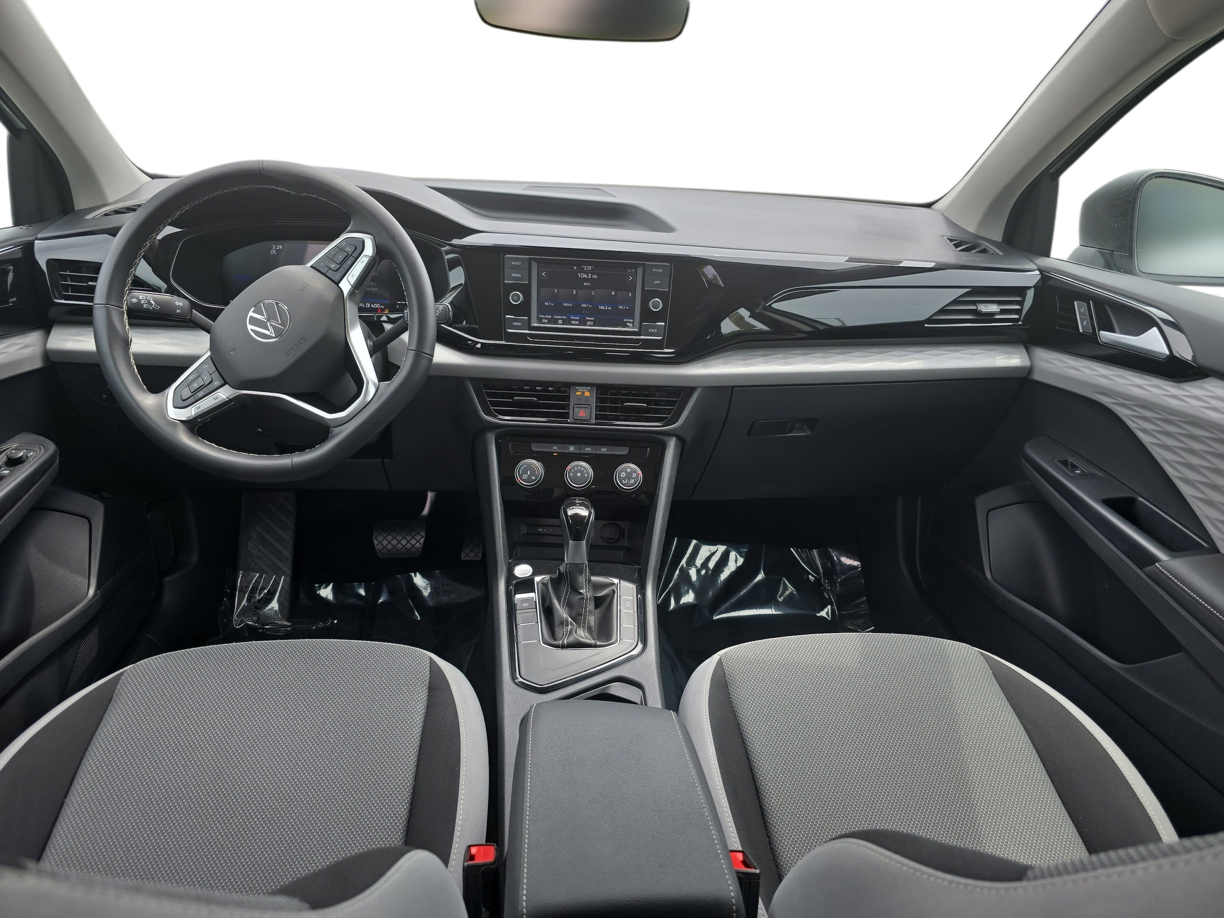 2024 Volkswagen Taos S - Photo 9