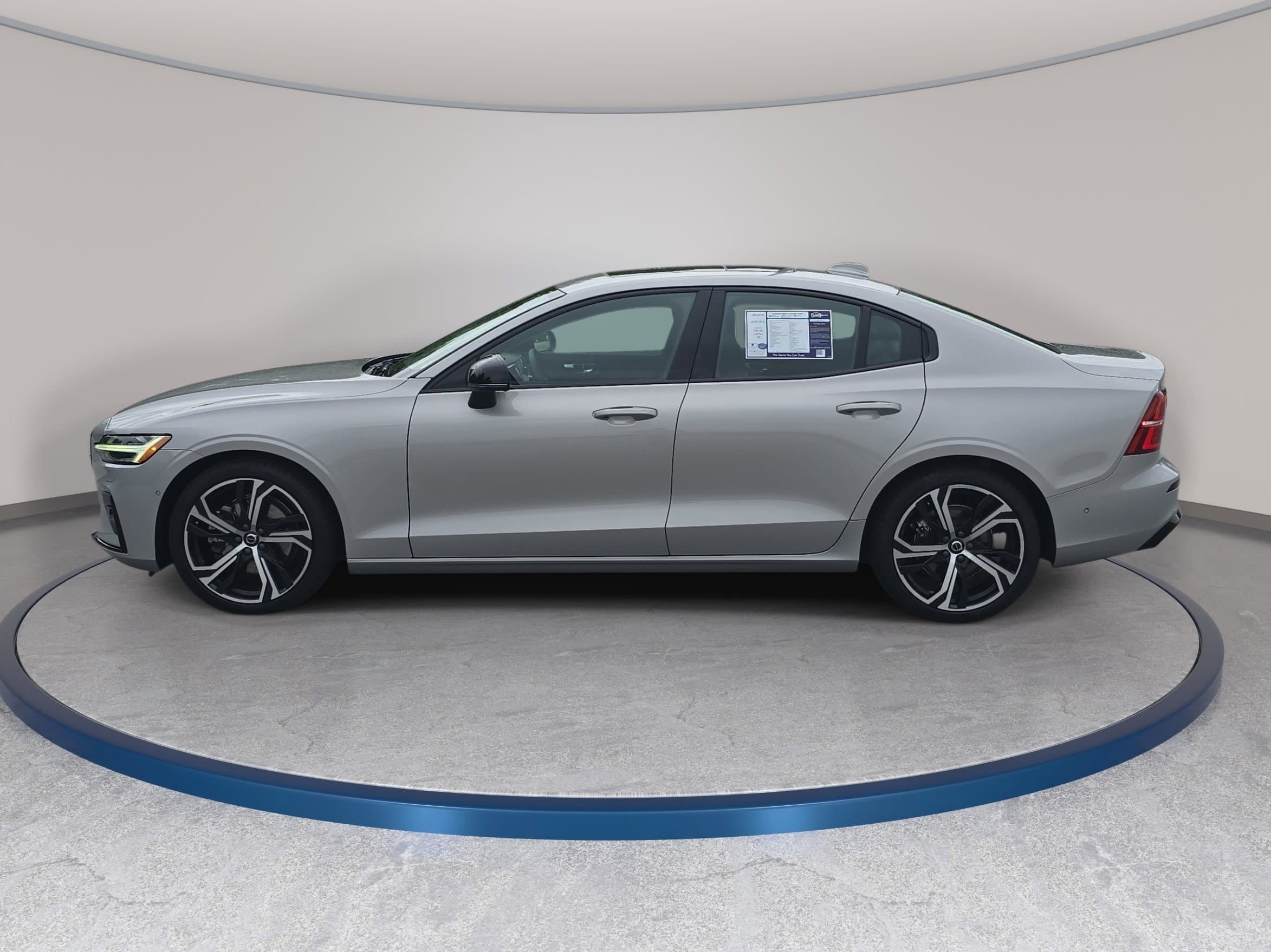 2023 Volvo S60 Plus - Photo 8