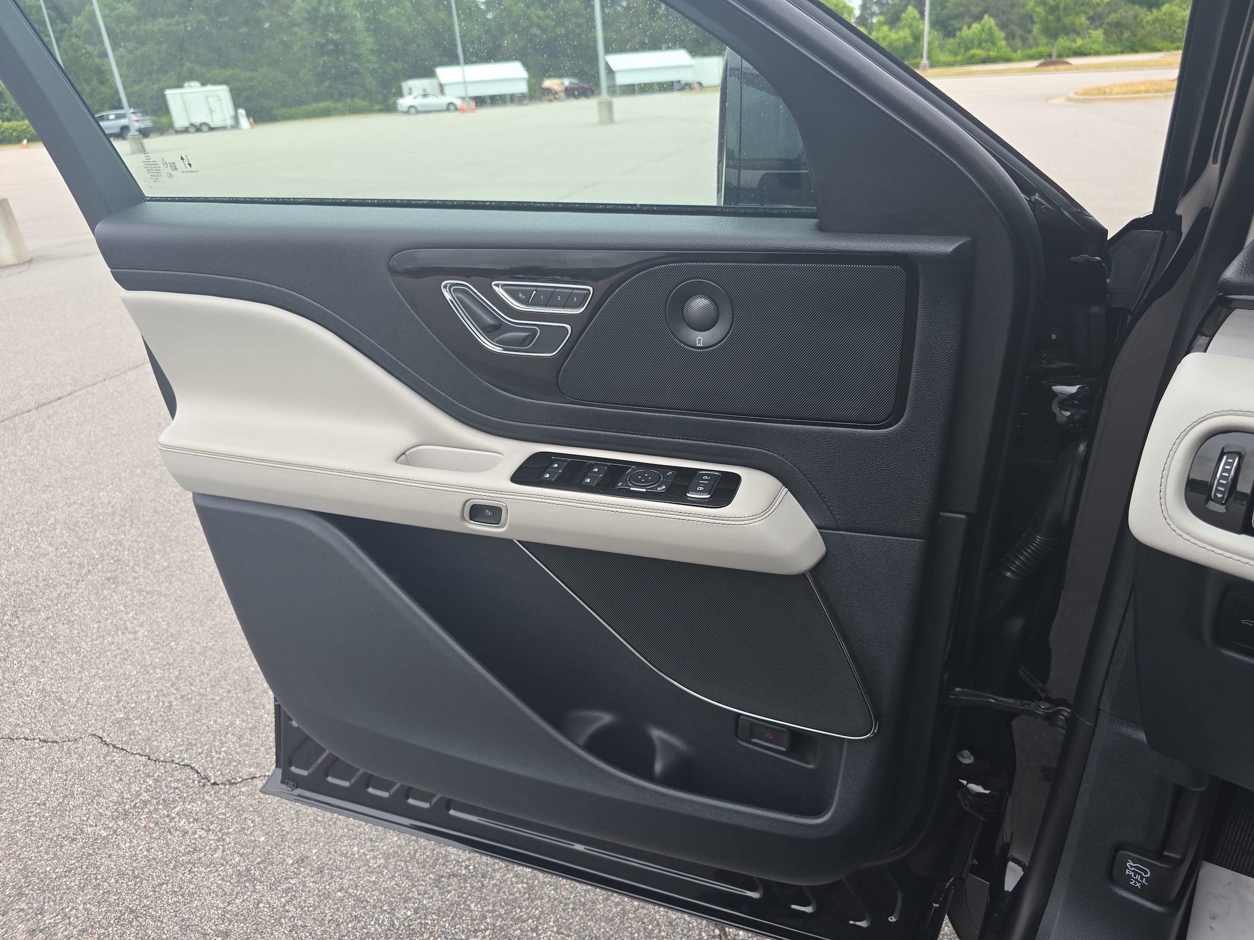 2026 Lincoln Aviator Reserve - Photo 27