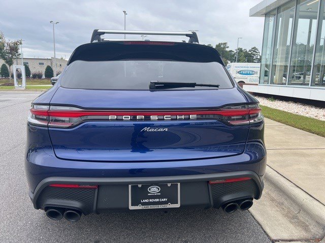 2024 Porsche Macan Base photo 4