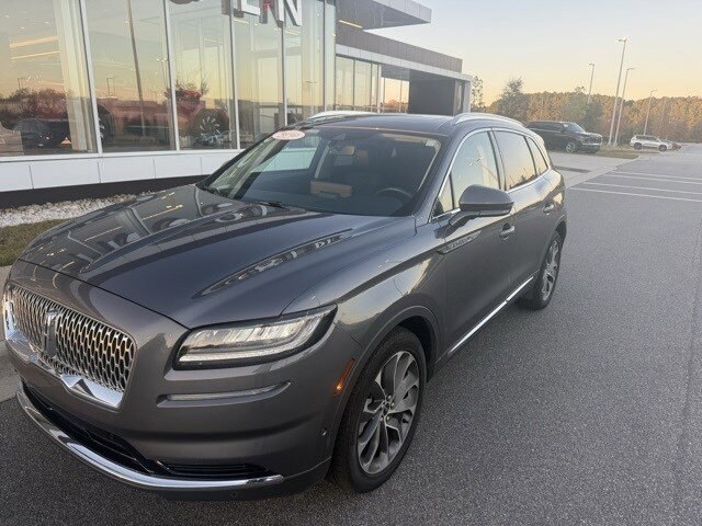 2023 Lincoln Nautilus Reserve photo 2