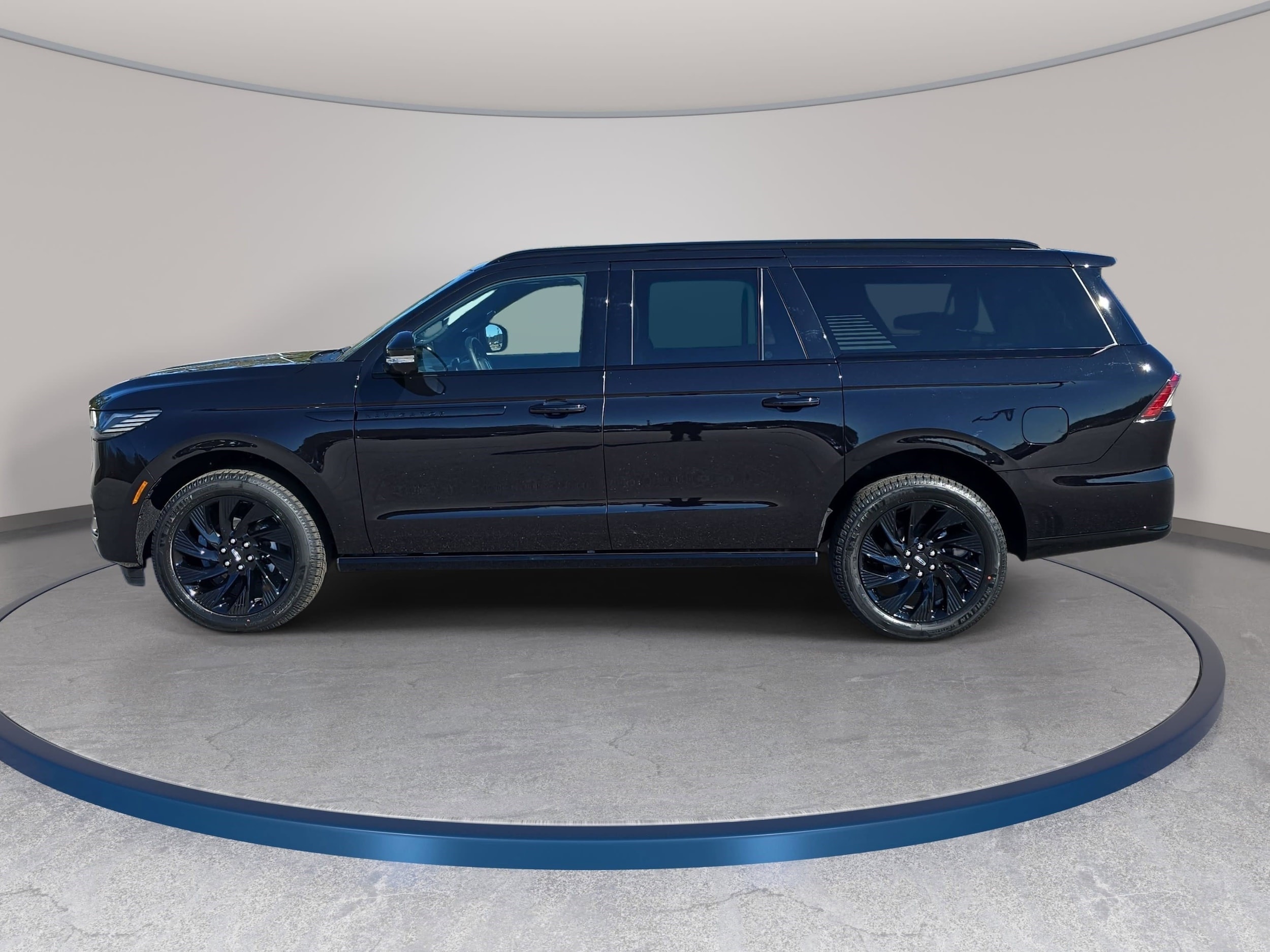 2026 Lincoln Navigator Reserve L - Photo 8