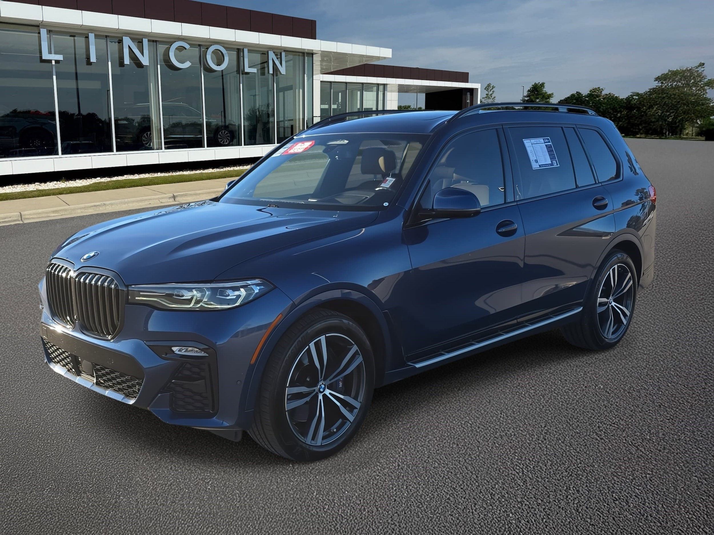 2022 BMW X7 40i