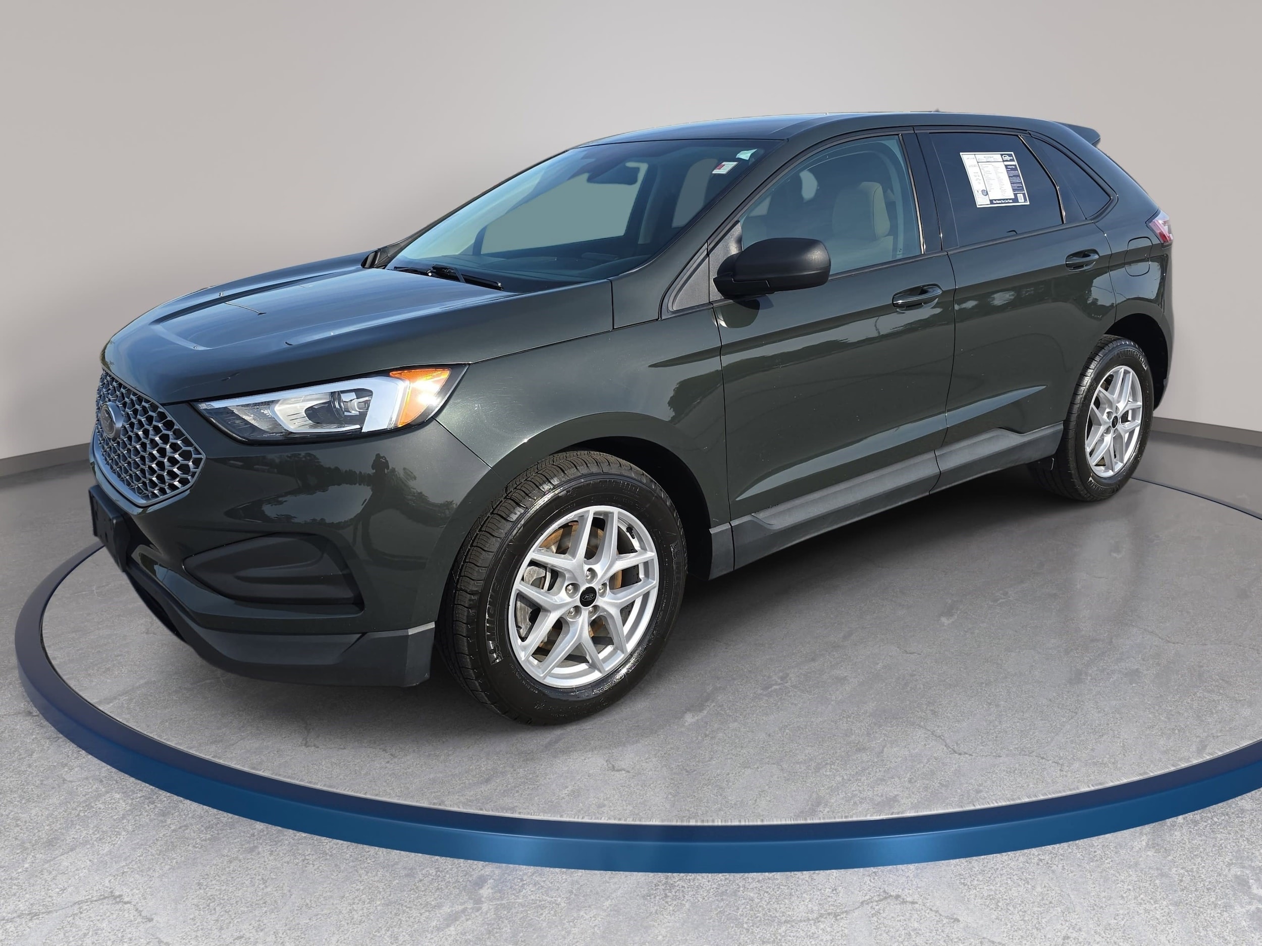 2023 Ford Edge SE