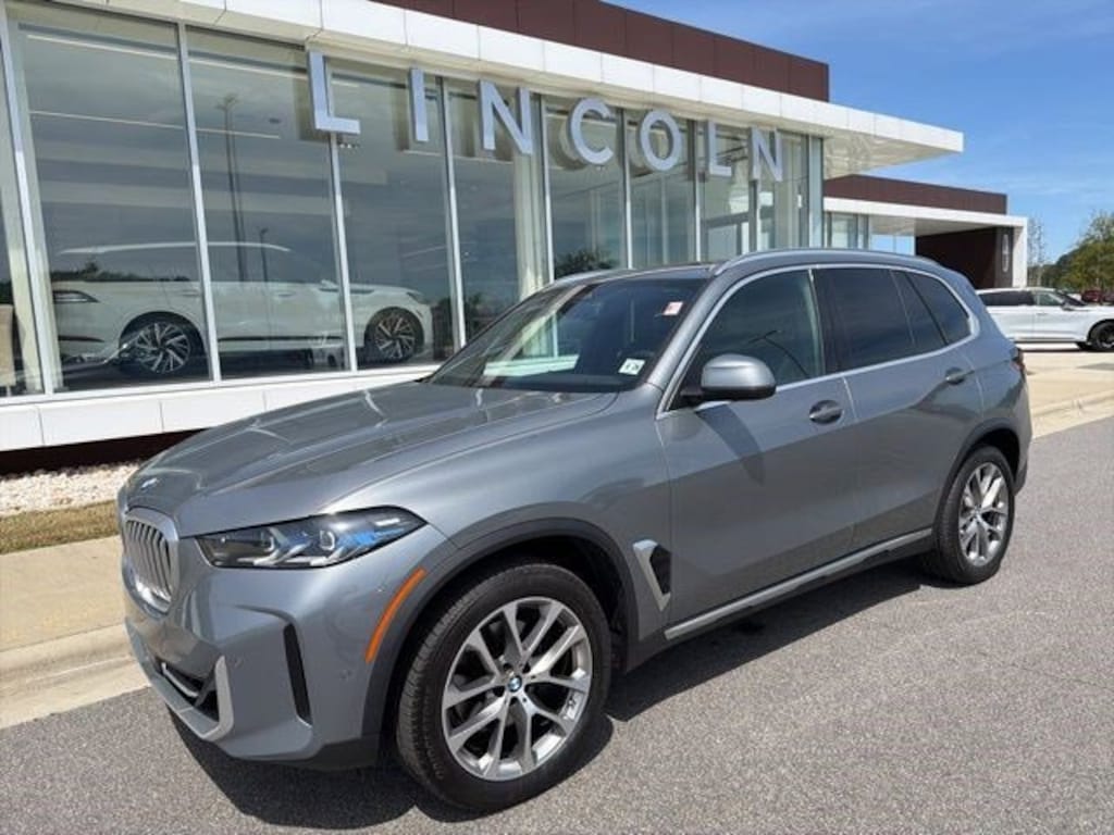 Used 2024 BMW X5 xDrive40i xDrive40i Sports Activity Vehicle