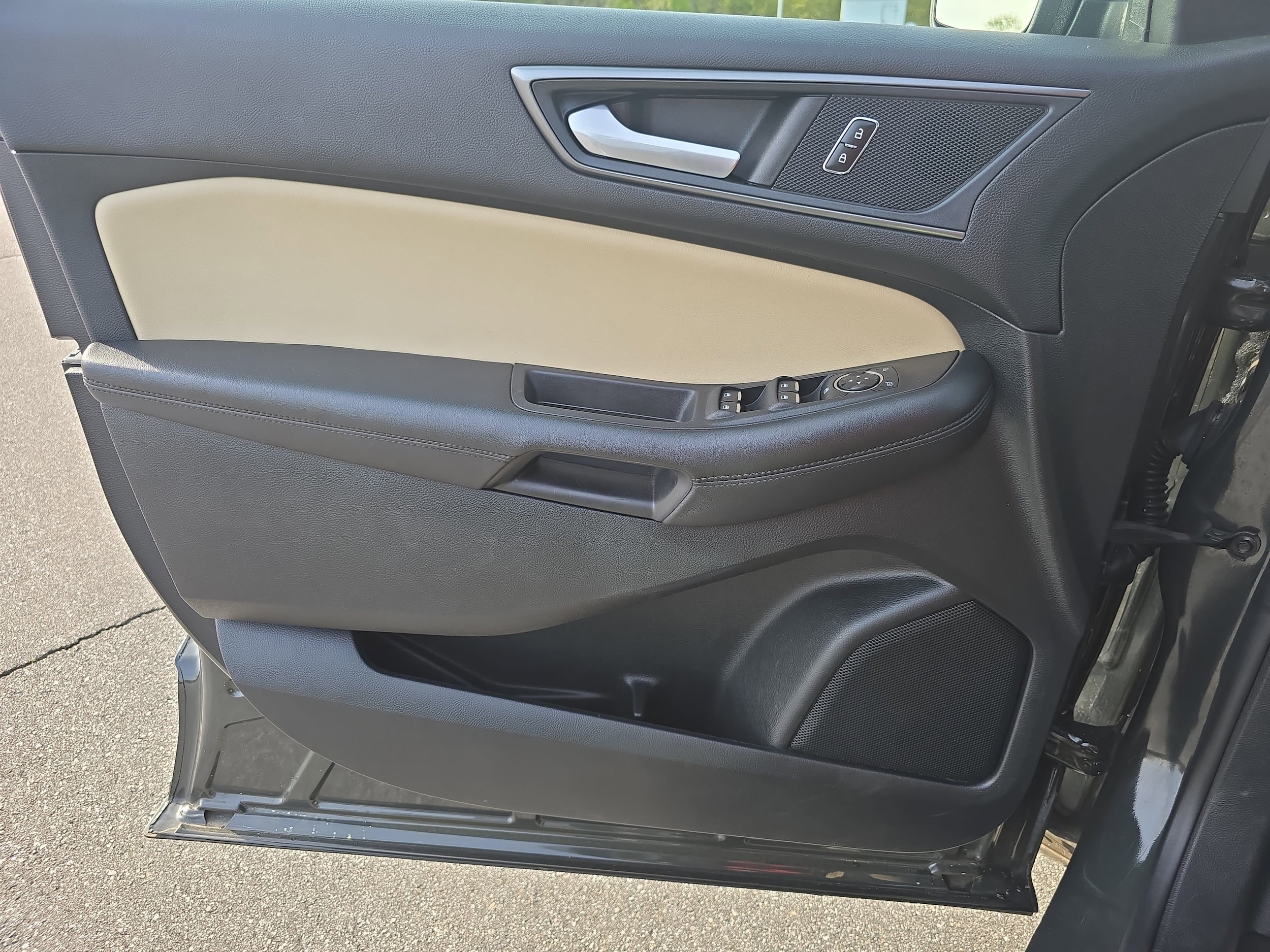 2023 Ford Edge SE - Photo 27