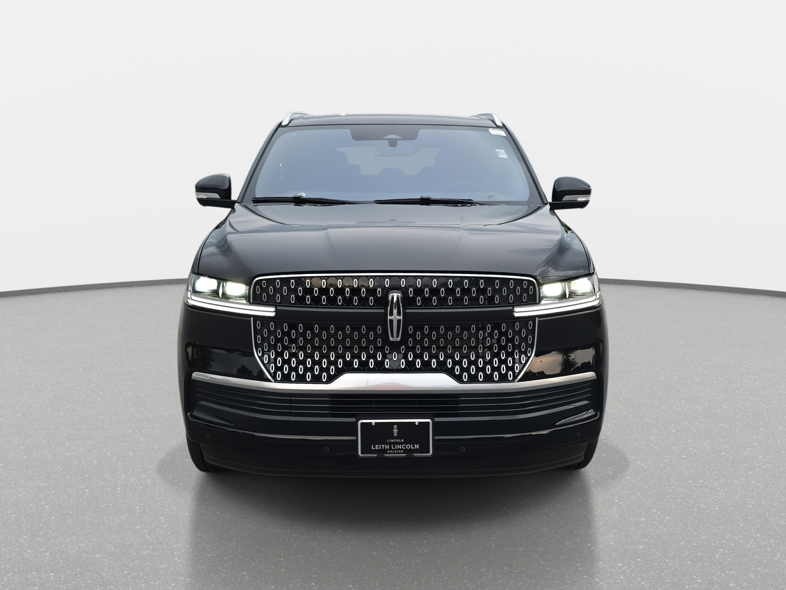 2025 Lincoln Navigator Reserve photo 2