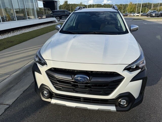 2024 Subaru Outback Touring XT photo 3