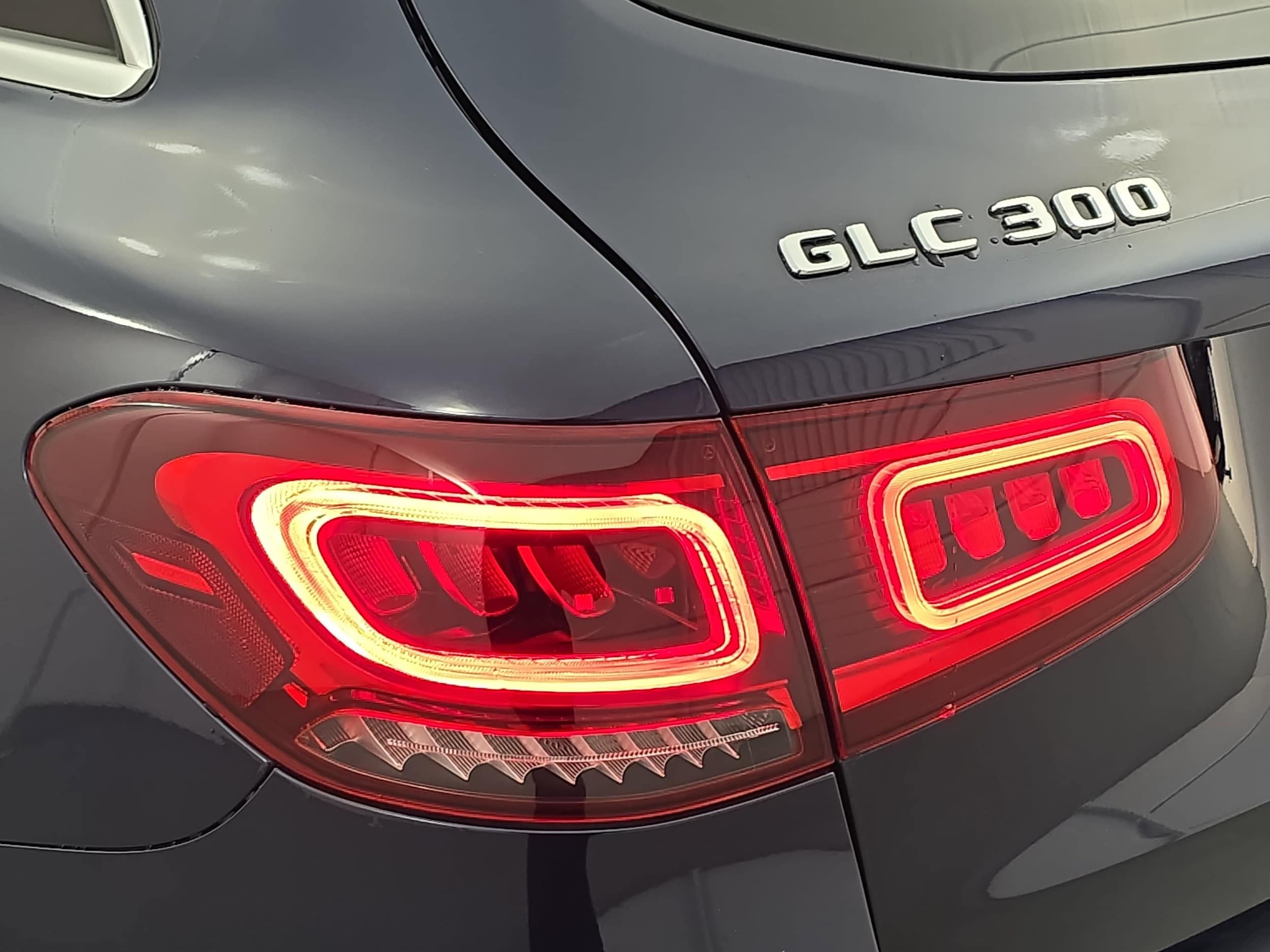 2022 Mercedes-Benz GLC GLC300 - Photo 32