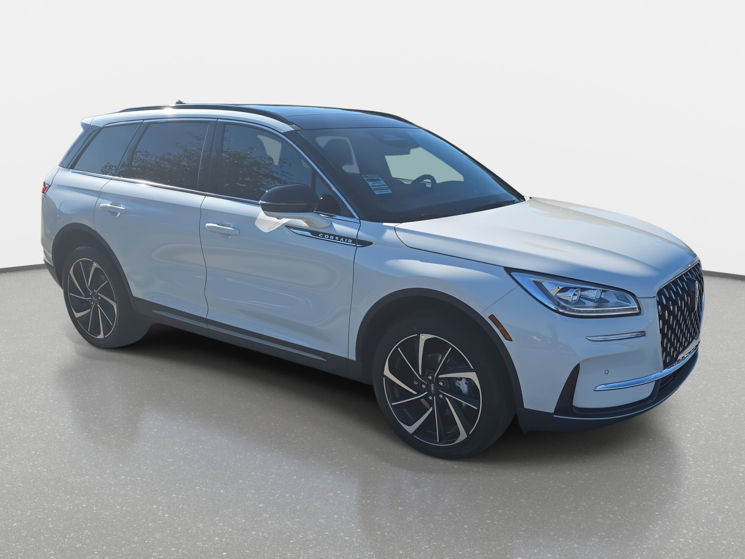 2026 Lincoln Corsair Reserve photo 3